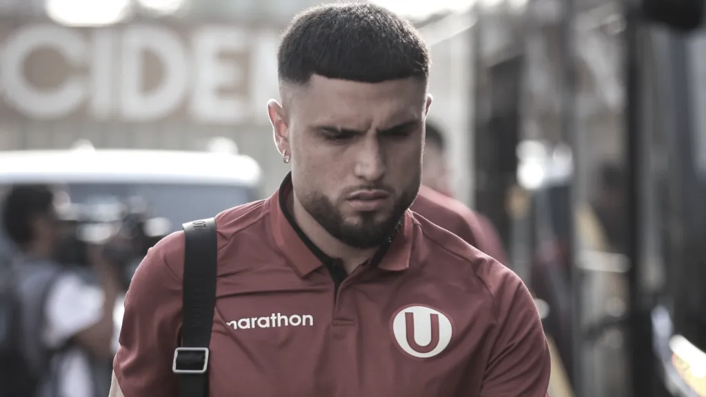 Rodrigo Ureña, figura de Universitario (Oficial).