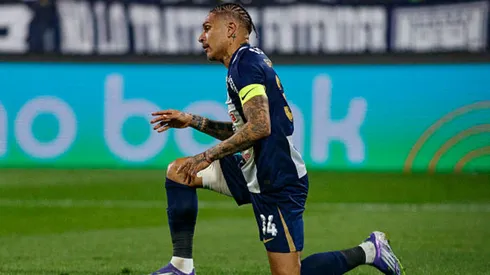 Paolo Guerrero elogió a este futbolista peruano en el extranjero.