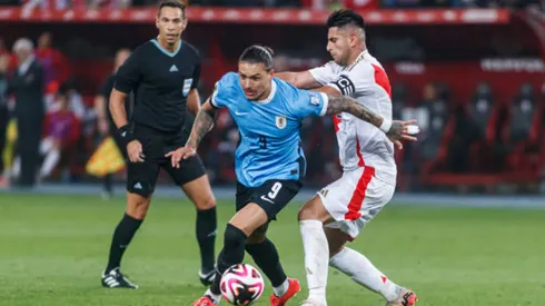 ¿Por qué no juega hoy Carlos Zambrano en el Uruguay vs. Perú?