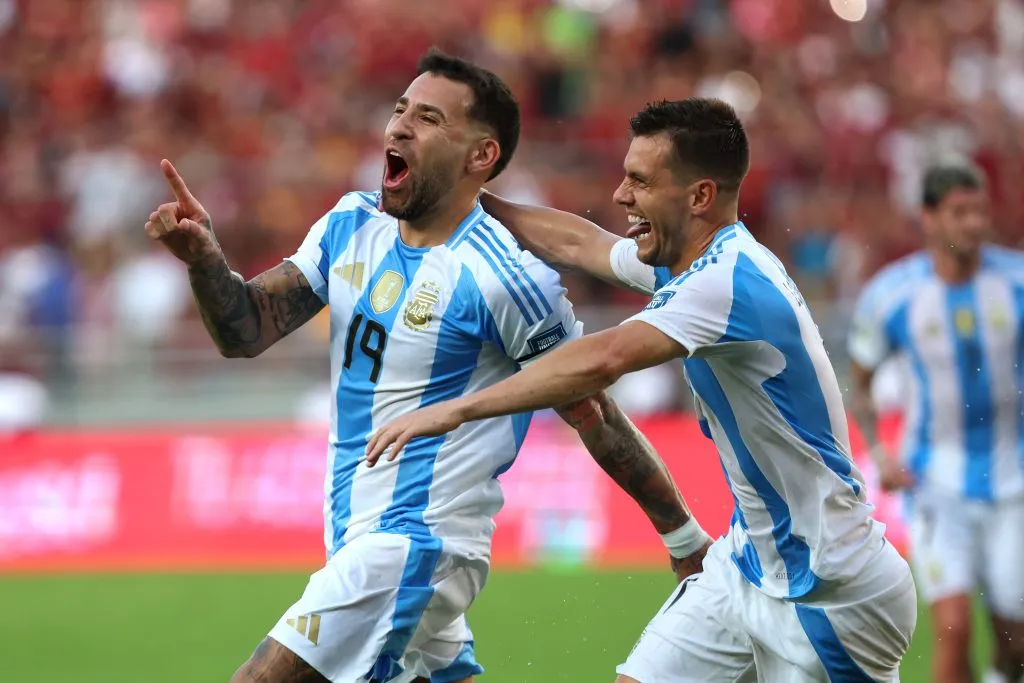 Nicolás Otamendi celebrando ante Venezuela (Foto: Getty).