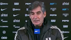 Óscar Ibáñez, en conferencia de prensa tras perder ante Uruguay.