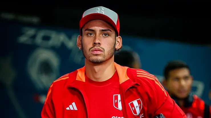 Erick Noriega con la Selección Peruana.