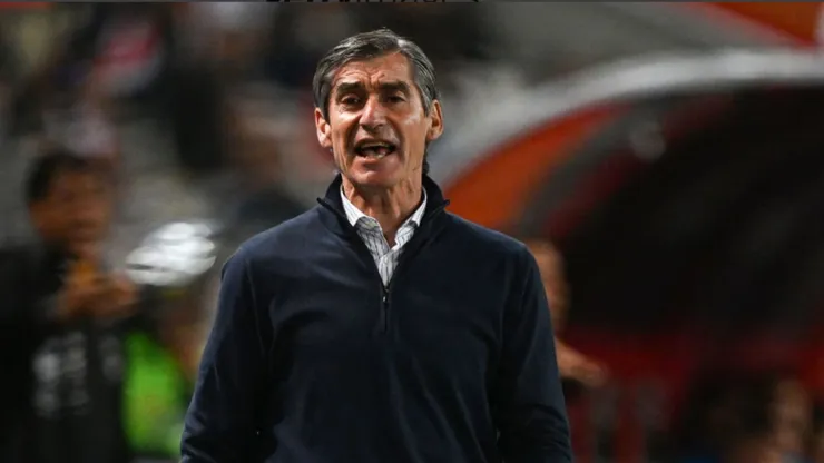 Óscar Ibáñez, DT de Perú.