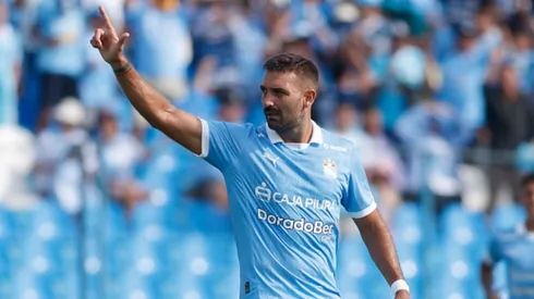 Martín Cauteruccio con camiseta de Sporting Cristal.