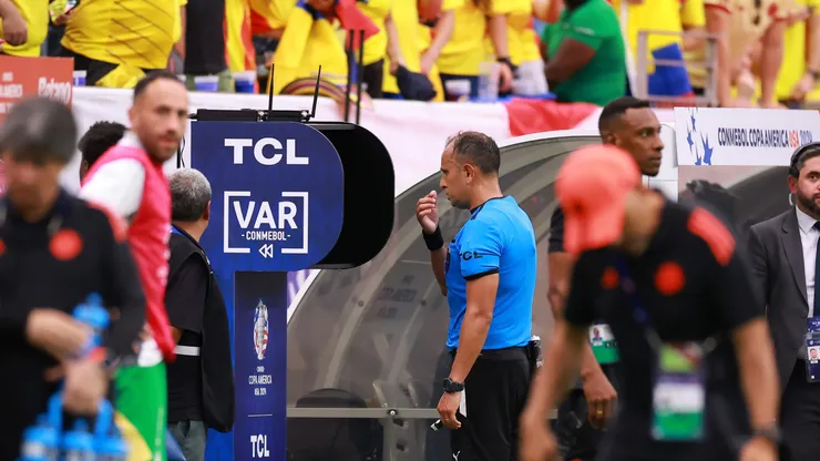 VAR.
