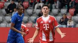 Felipe Chávez celebrando con Bayern Múnich.