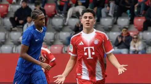 Felipe Chávez celebrando con Bayern Múnich.