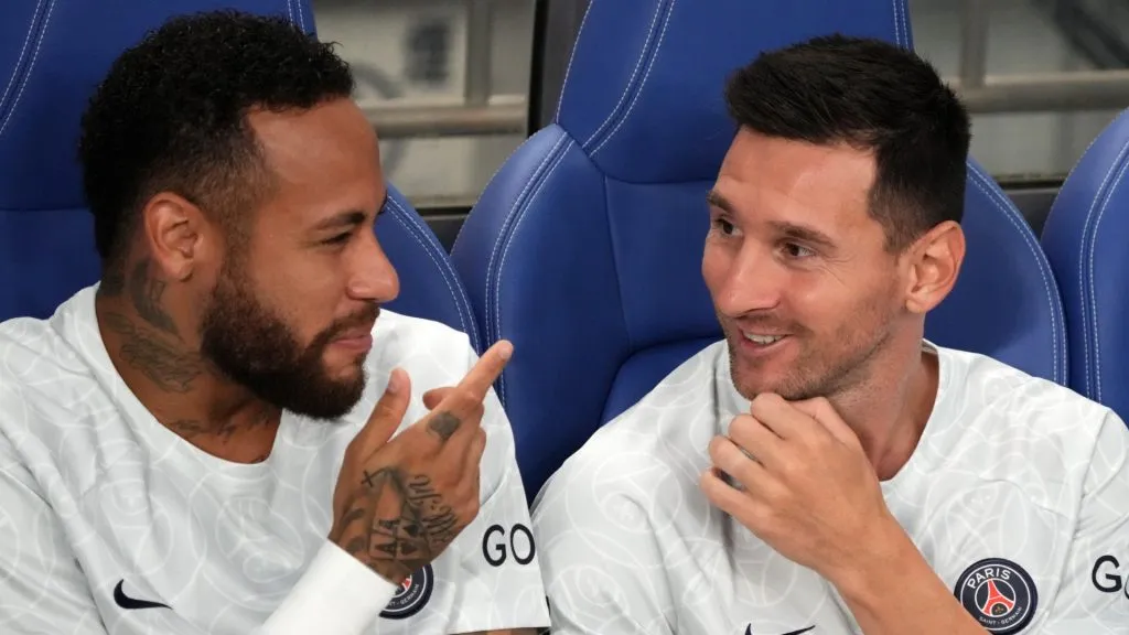 Neymar y Messi, cuando compartieron plantel en PSG (Getty Images).