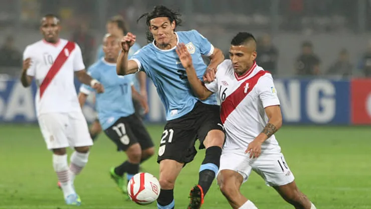 Descendió cinco veces: River Plate, Alianza Lima y tres clubes más.