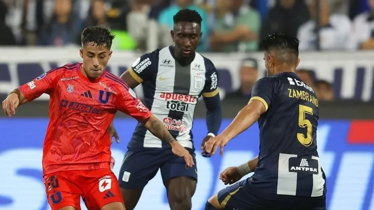 Insultos y agresión a un hincha peruano antes del U. de Chile vs. Alianza Lima.