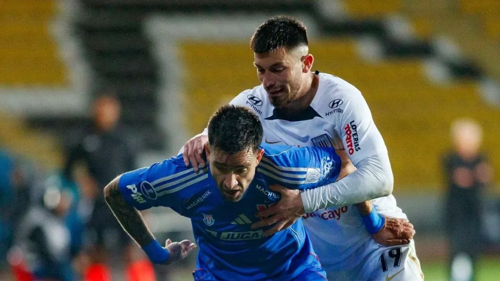 Alan Cantero fue titular en Universidad de Chile vs. Alianza Lima (Getty Images).