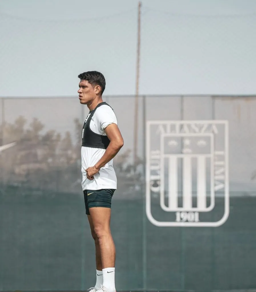 Jesús Castillo vuelve a ser considerado en Alianza Lima. (Foto: X).