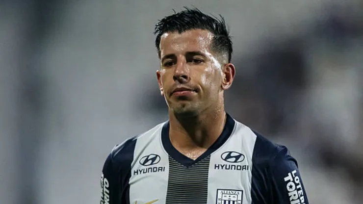 Pablo Ceppelini con camiseta de Alianza Lima.