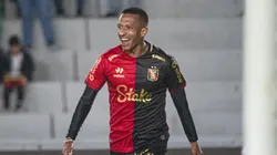 Jhonny Vidales con camiseta de FBC Melgar.