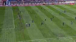 El trazado de líneas en el gol anulado a Hernán Barcos.