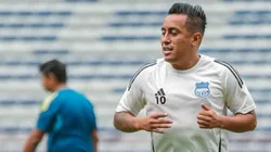Christian Cueva entrenando en Emelec.