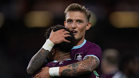 Oliver Sonne sufre con la nueva decisión de Burnley en Premier League.