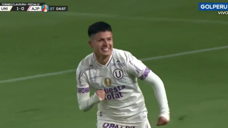 Puño de Jairo Concha, a modo de celebración.
