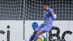 Diego Enríquez, arquero de Perú.