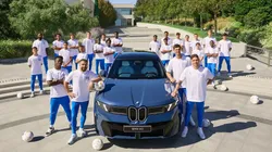 Jugadores de Real Madrid con el modelo 'BMW iX3'