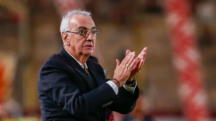 Jorge Fossati, DT de Universitario.