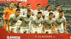 Jugadores de Universitario, en el partido ante Ayacucho FC.