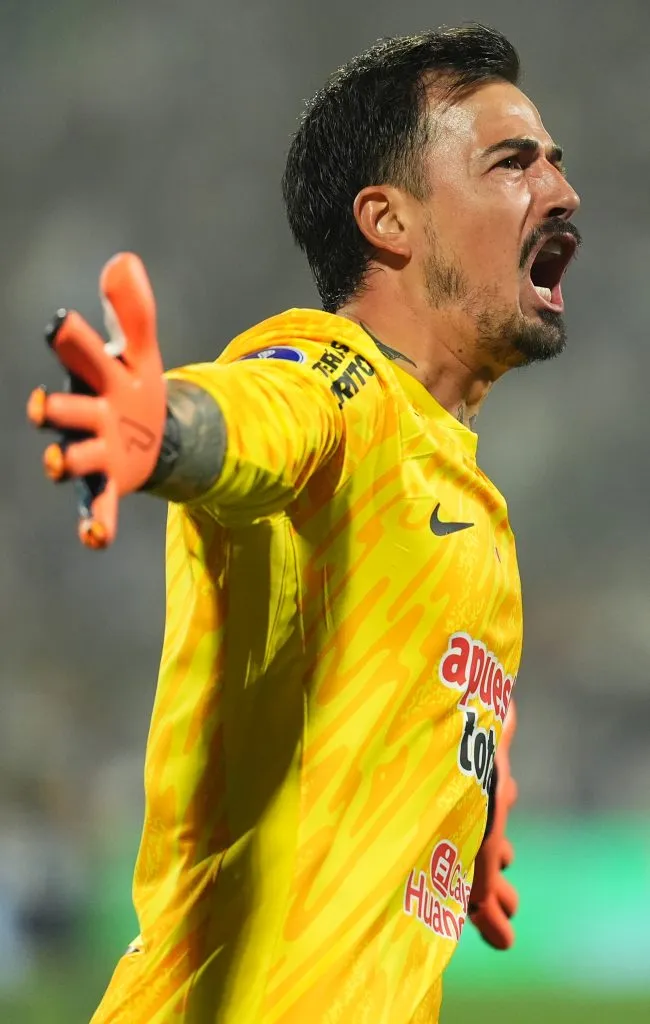 Guillermo Viscarra celebrando un gol de Alianza en la Copa CONMEBOL Sudamericana 2025. (Photo by Raul Sifuentes/Getty Images)