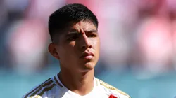Piero Quispe jugando para la Selección Peruana.