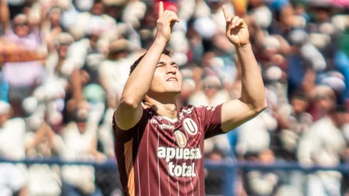 José Vélez, figura de Universitario.