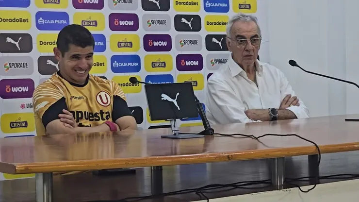 Aldo Corzo y Jorge Fossati tras el tricampeonato en Universitario.