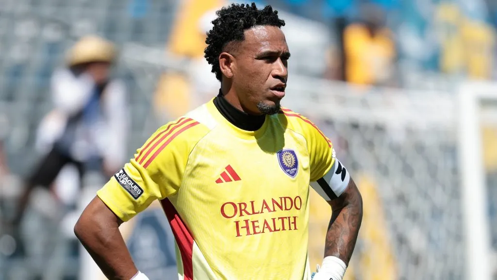 Pedro Gallese, durante un partido con Orlando City en 2025.