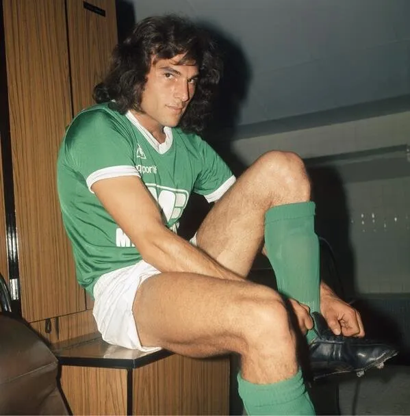 Osvaldo Piazza ídolo del Saint-Étienne de Francia. (Foto: X).