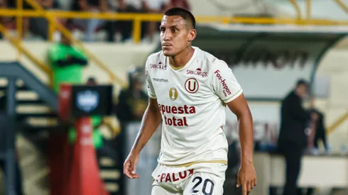 Álex Valera, delantero de Universitario.