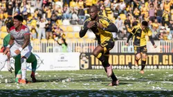 Cecilio Waterman celebrando su gol con Coquimbo.