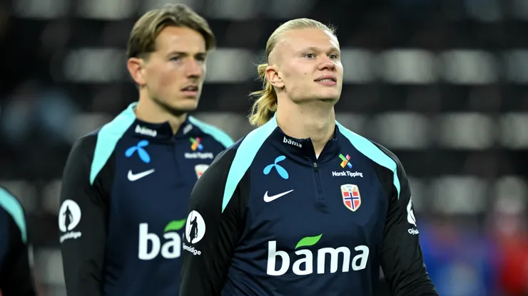 Erling Haaland está a una victoria de clasificar al Mundial y a cuatro goles de alcanzar a Lewandowski.