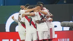 Este seleccionado peruano elogiado tras partido con Rusia.