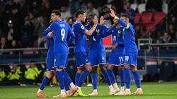 Jugadores de Francia celebrando el triunfo ante Ucrania.