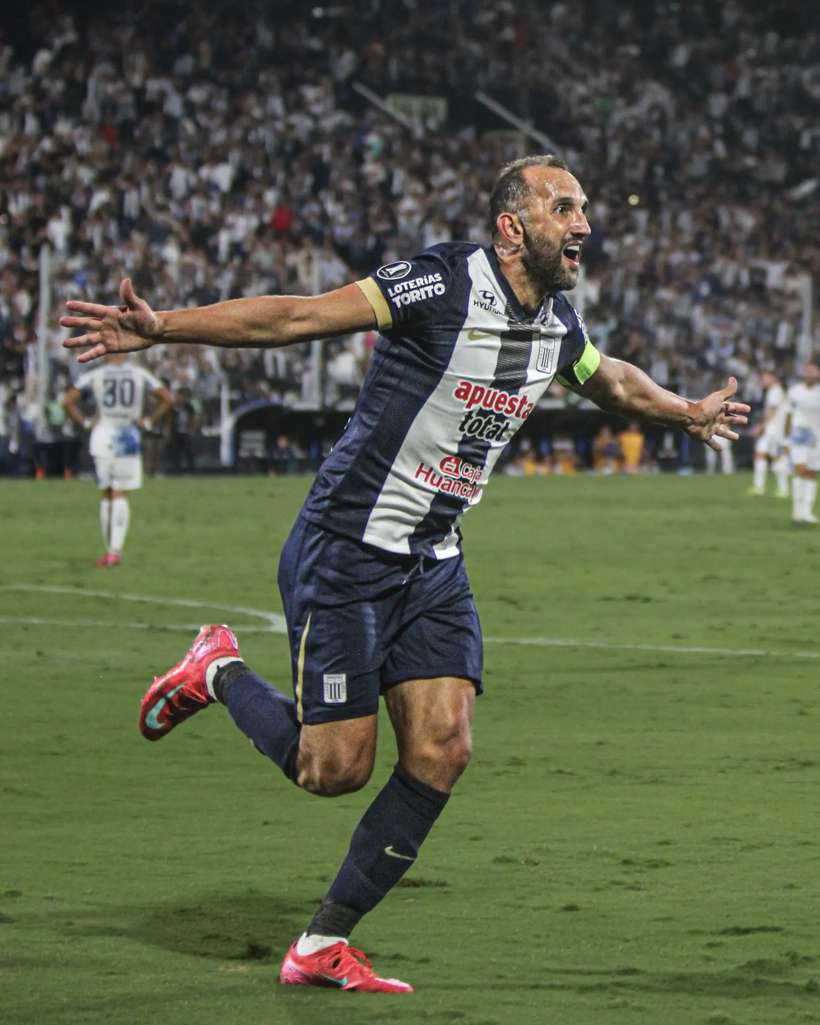 Hernán Barcos esperará por Alianza Lima. (Foto: X).