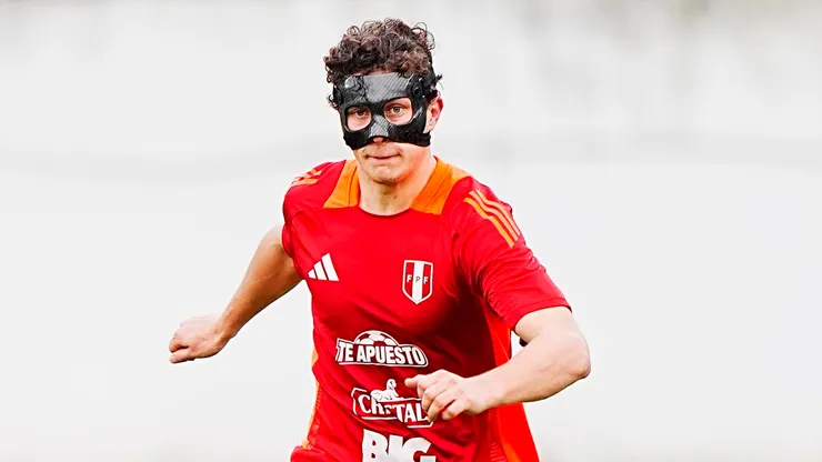 Fabio Gruber con la Selección Peruana.