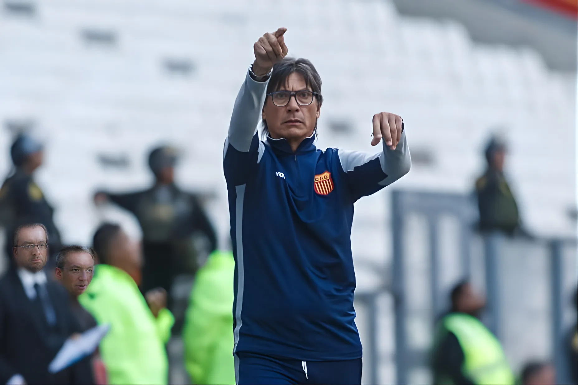 Ángel Comizzo dirigiendo a Atlético Grau. (Foto: Getty Images)