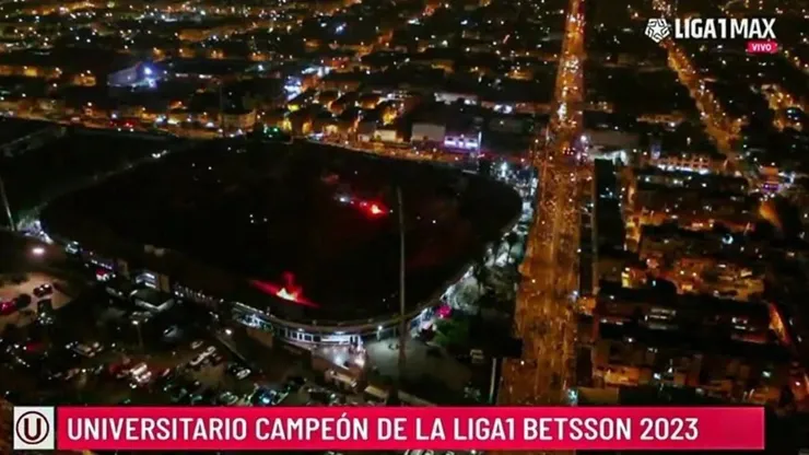 El recordado apagón en matute tras el triunfo y título de Universitario en noviembre de 2023.