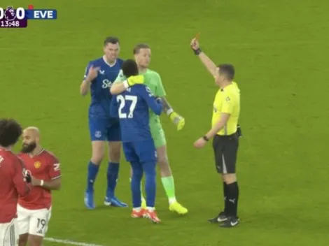 ¡Insólito! Gueye terminó expulsado en el Manchester United vs. Everton por pelearse con su compañero