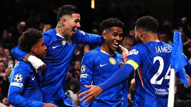Chelsea goleó por 3-0 a Barcelona en la UEFA Champions League.