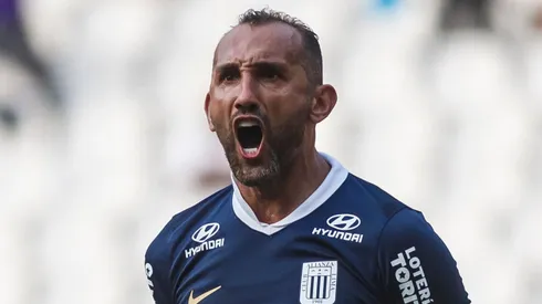 Hernán Barcos no será renovado por Alianza Lima (Getty Images).