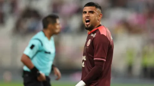 Rodrigo Ureña y Universitario en situación complicada por negociación.