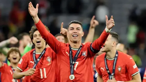 Selección de Portugal celebrando.
