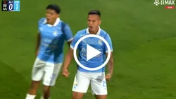 Martín Távara celebrando.