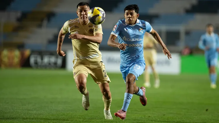 Se juega la ida entre Cristal y Cusco FC.