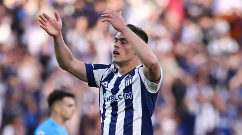 Federico Girotti con camiseta de Talleres.