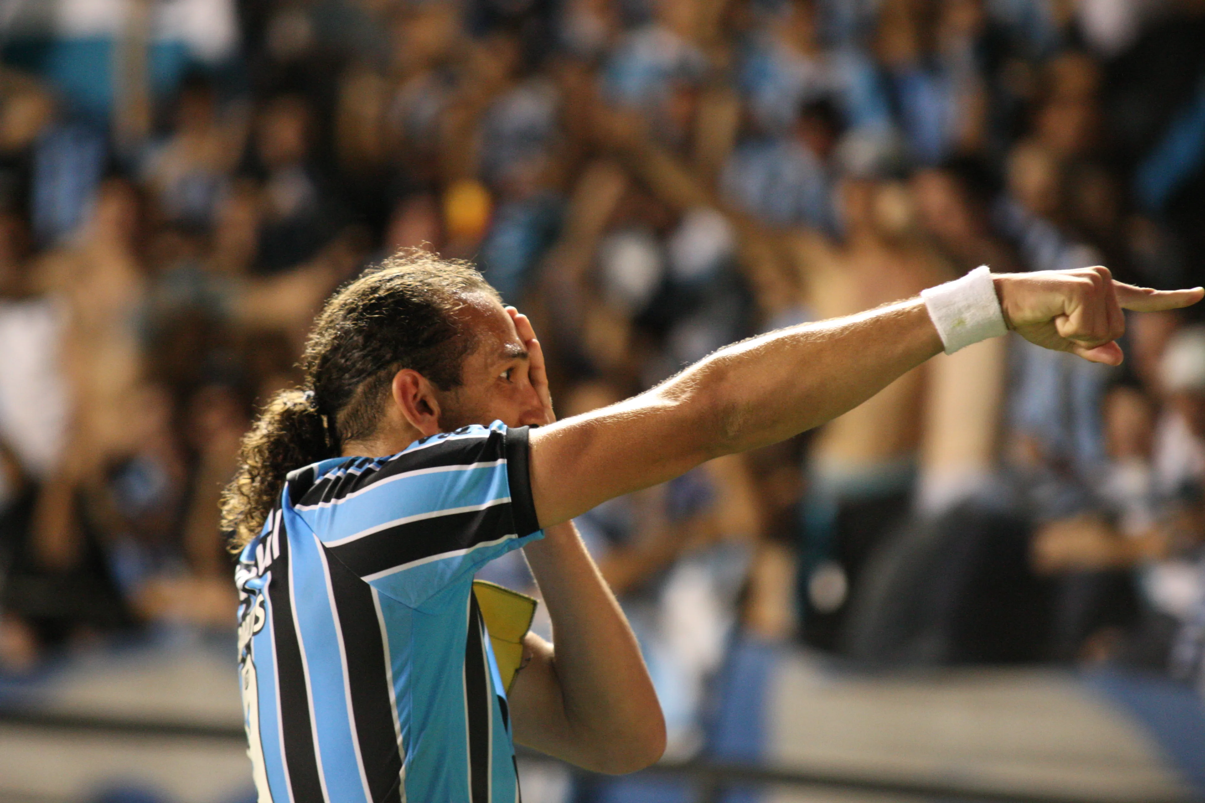 Hernán Barcos supo jugar en Gremio de Porto Alegre. (Photo by Alan Pedro/Getty Images)